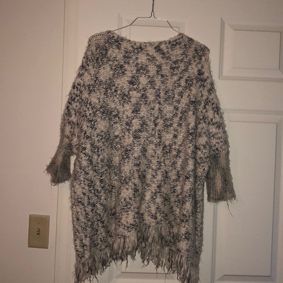 Umgee quarter sleeve sweater - Picture 3 of 3